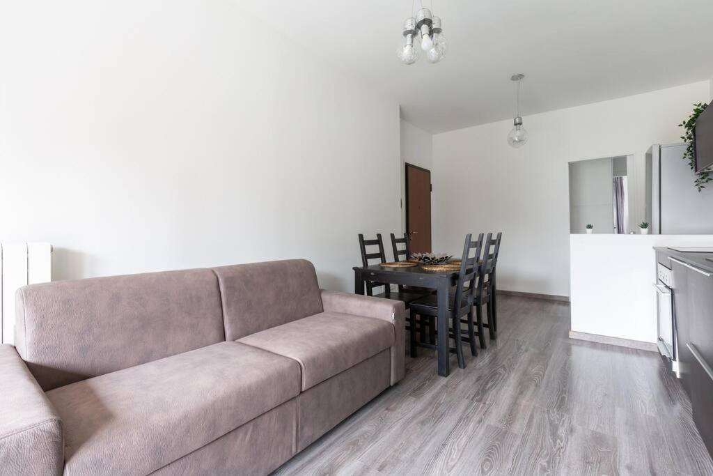 Apartamento Large Close To Metro Milán